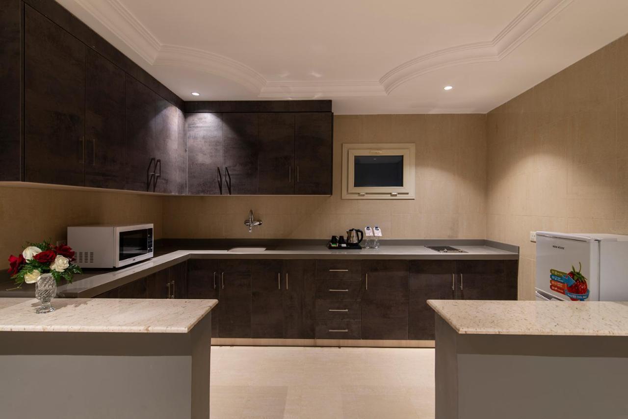 Enala Hotel Apartments - Tabuk Luaran gambar