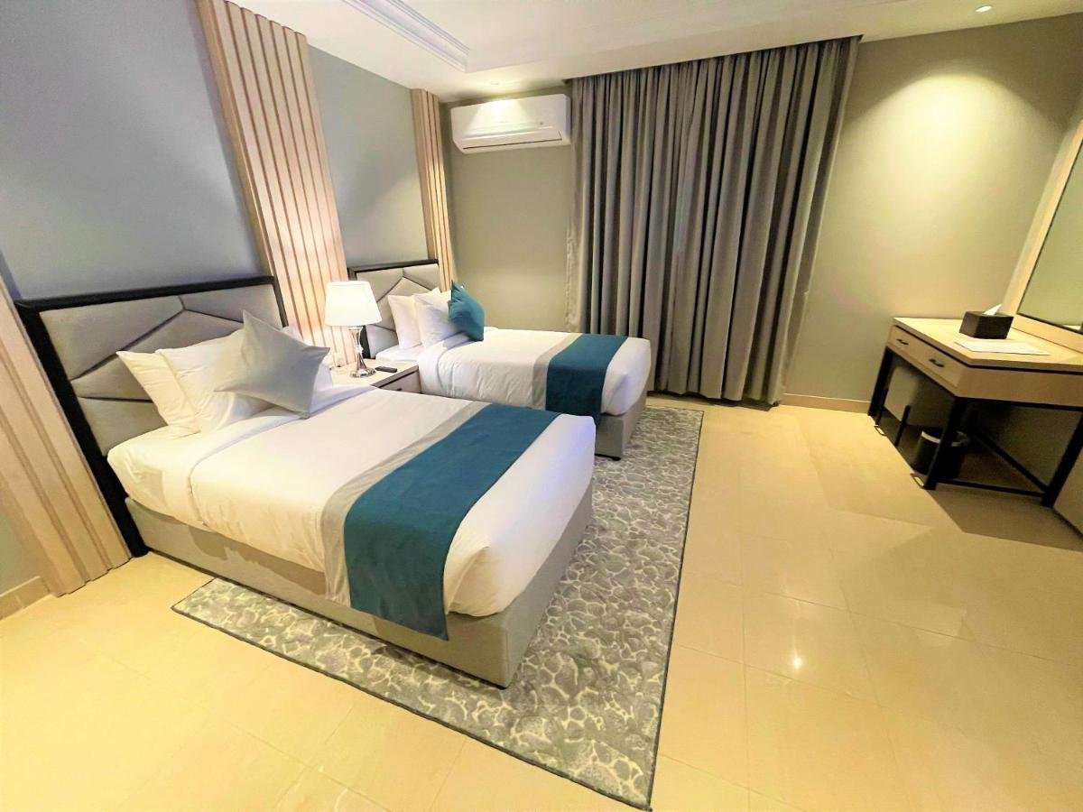 Enala Hotel Apartments - Tabuk Luaran gambar